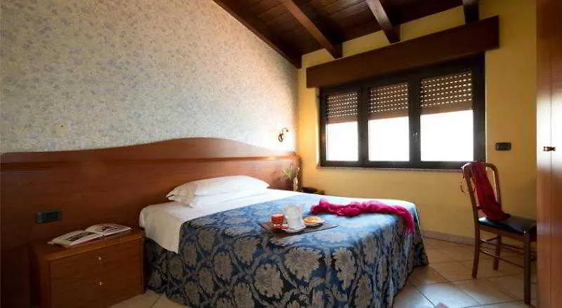 ***  Hotel Venini Milan Italy